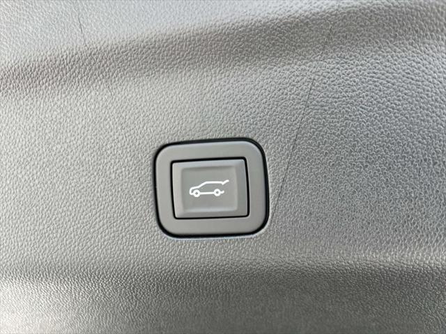 new 2025 Chevrolet Suburban car, priced at $75,643