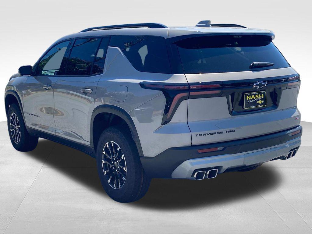 new 2026 Chevrolet Traverse car, priced at $51,435