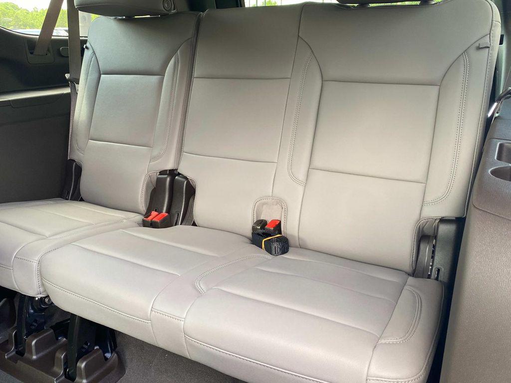 new 2025 Chevrolet Suburban car, priced at $70,747