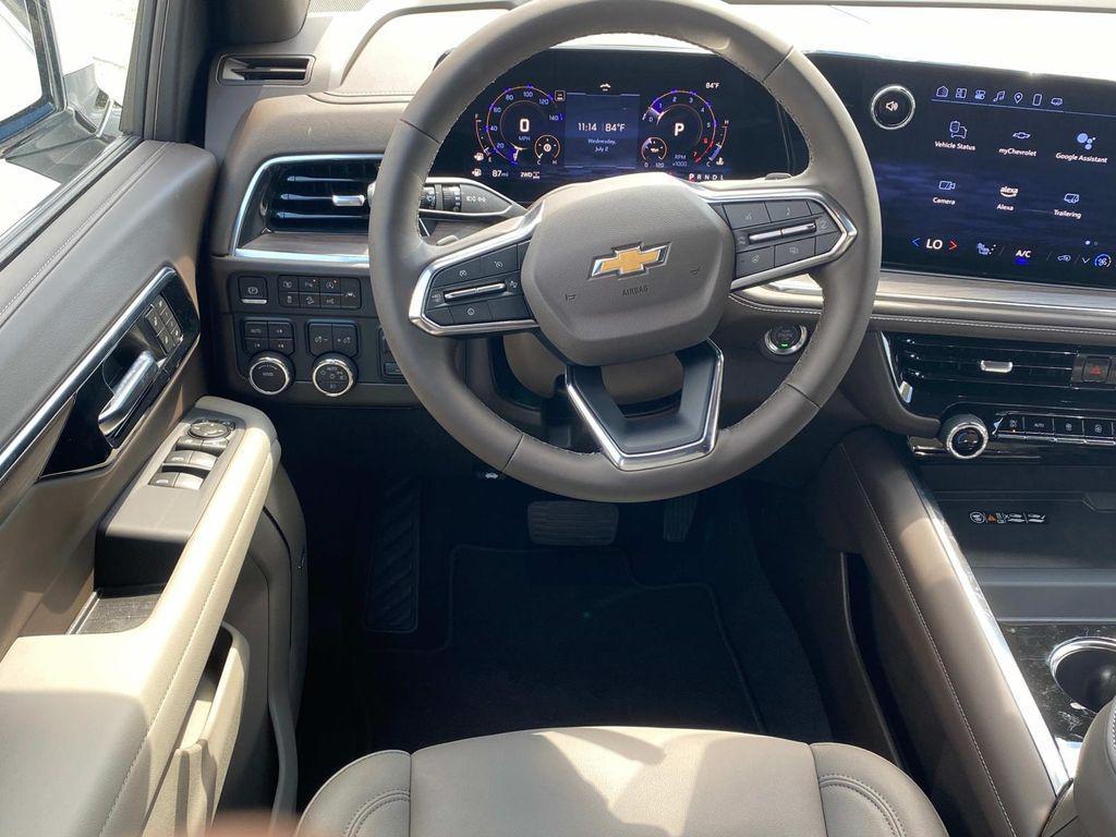 new 2025 Chevrolet Suburban car, priced at $70,747