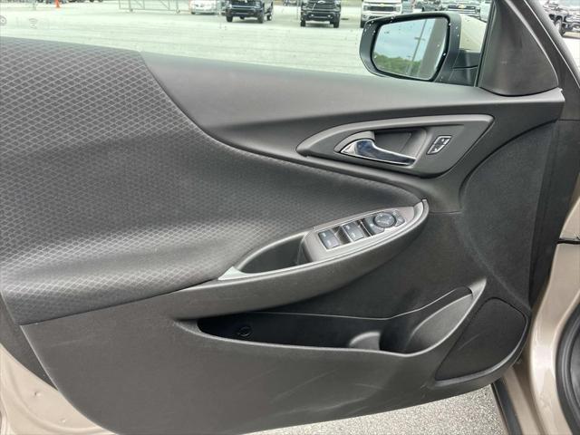 new 2025 Chevrolet Malibu car, priced at $25,421