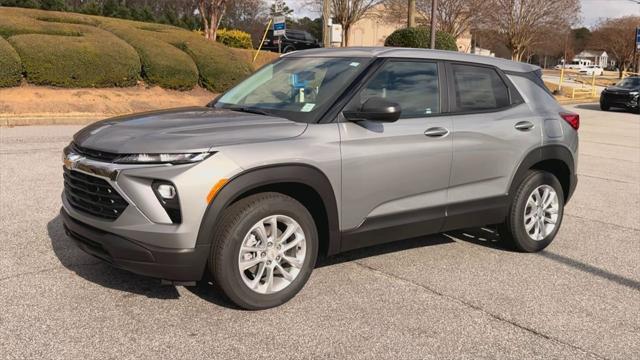 new 2025 Chevrolet TrailBlazer car, priced at $24,807