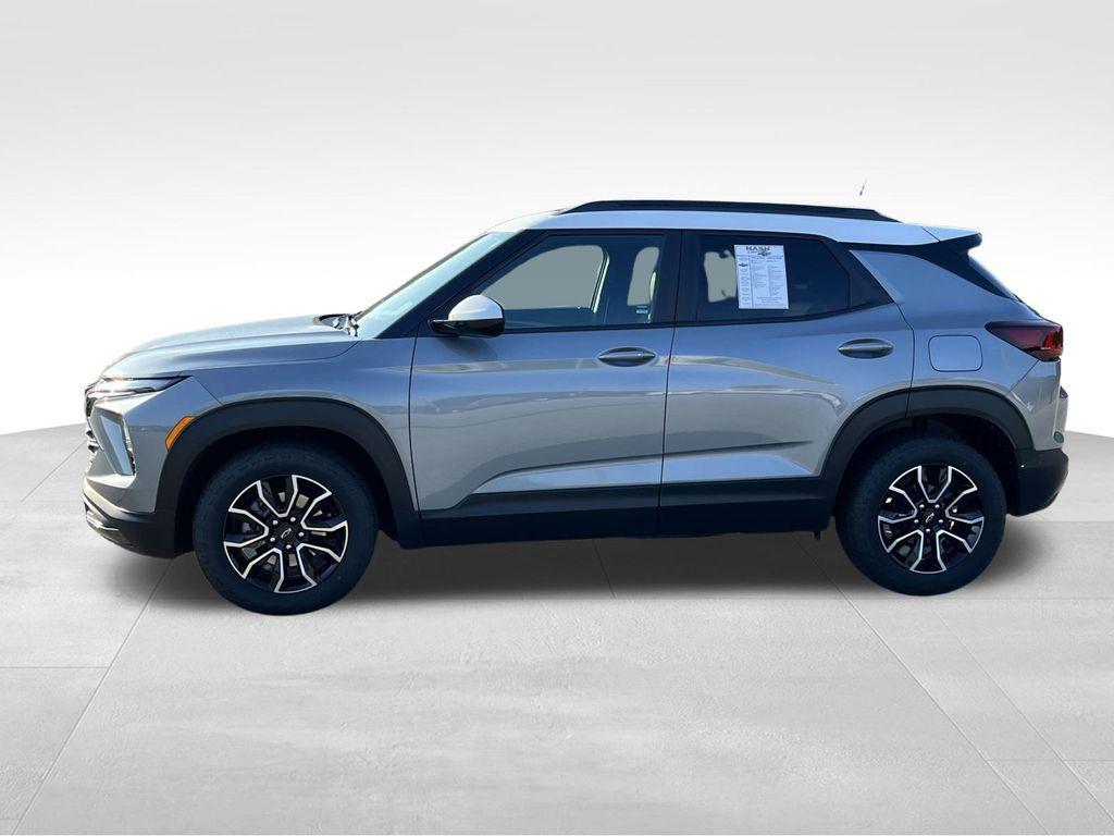 new 2025 Chevrolet TrailBlazer car, priced at $25,186