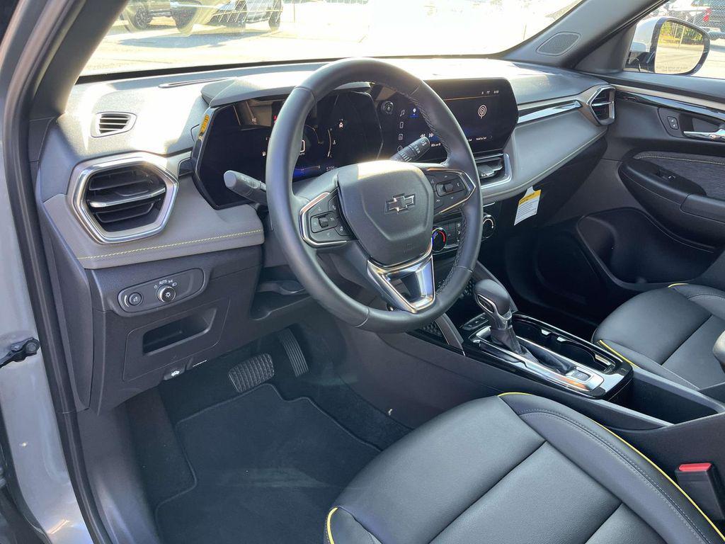 new 2025 Chevrolet TrailBlazer car, priced at $25,186