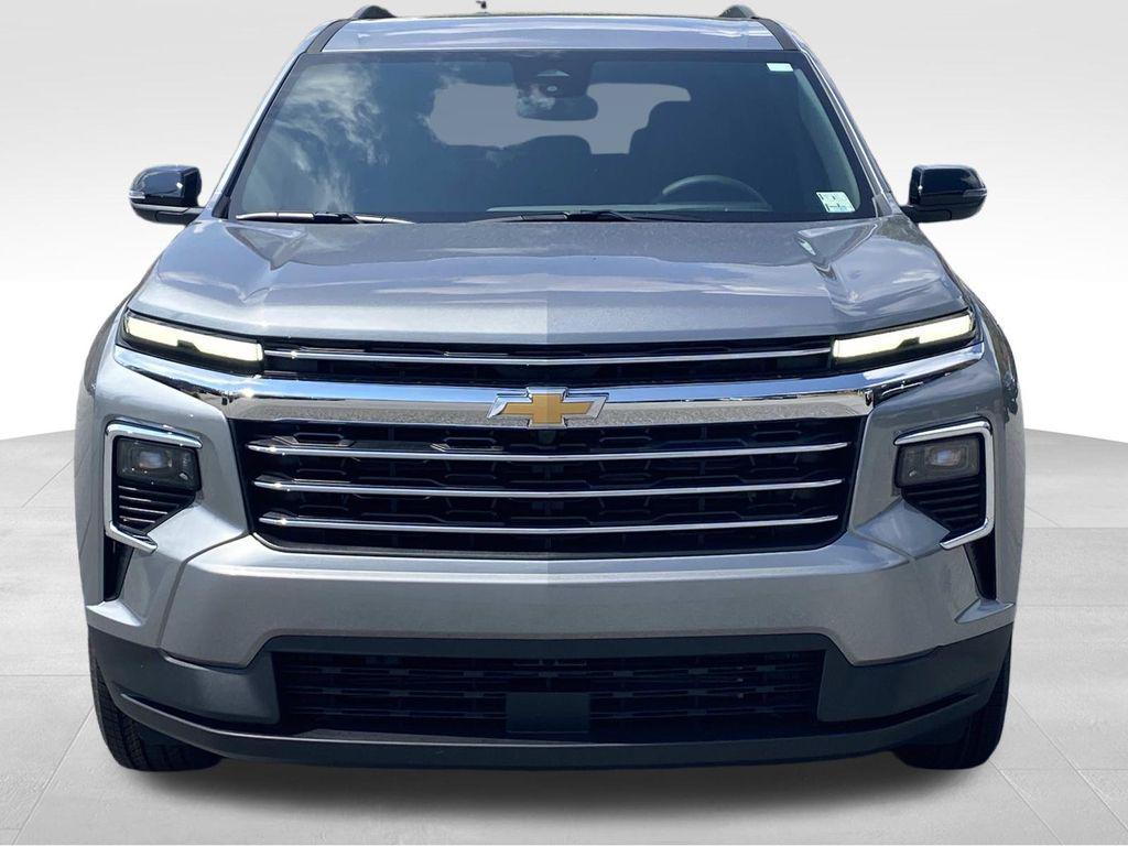 new 2026 Chevrolet Traverse car, priced at $40,139