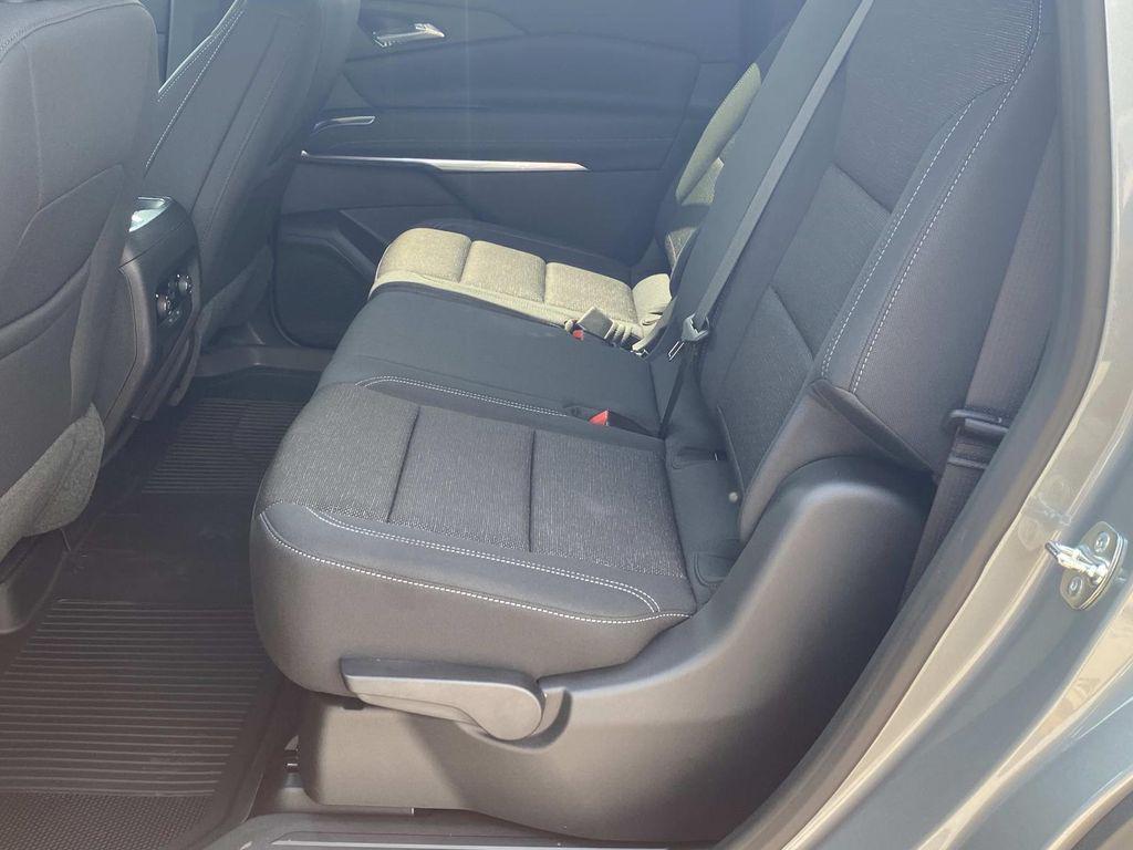 new 2026 Chevrolet Traverse car, priced at $40,139