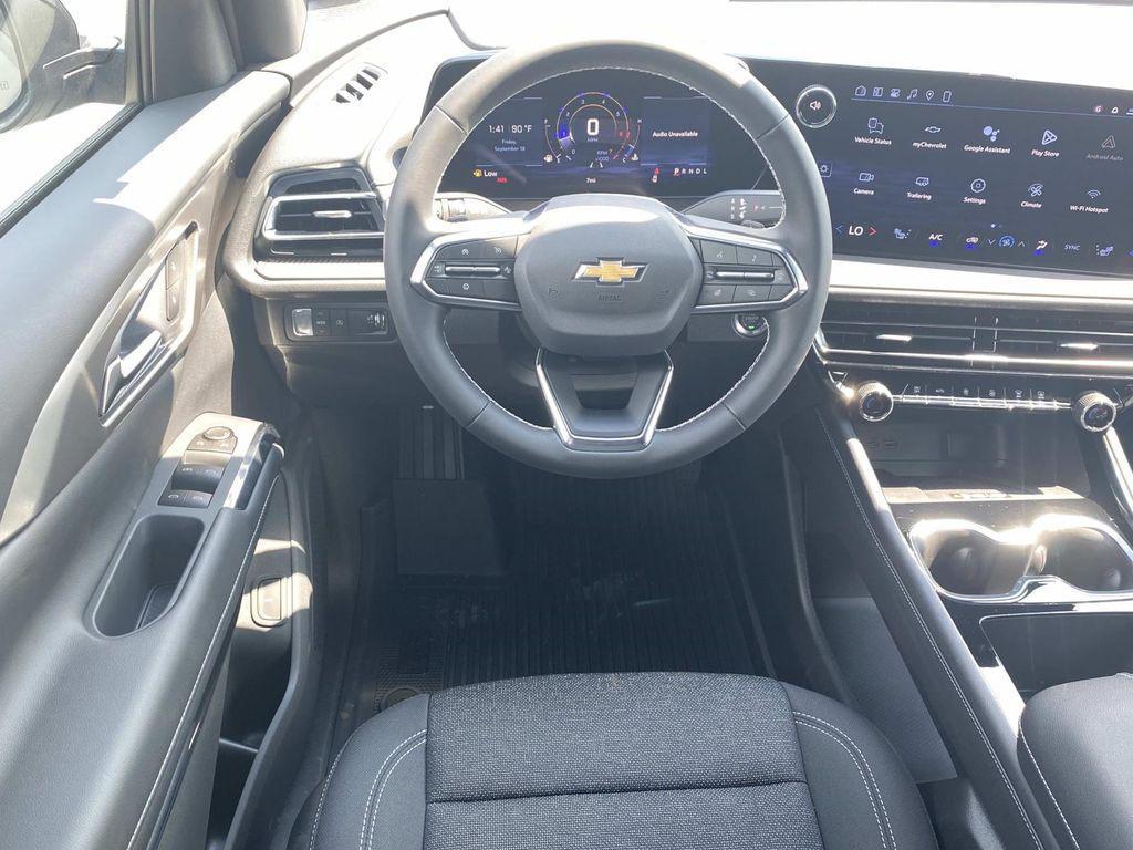 new 2026 Chevrolet Traverse car, priced at $40,139