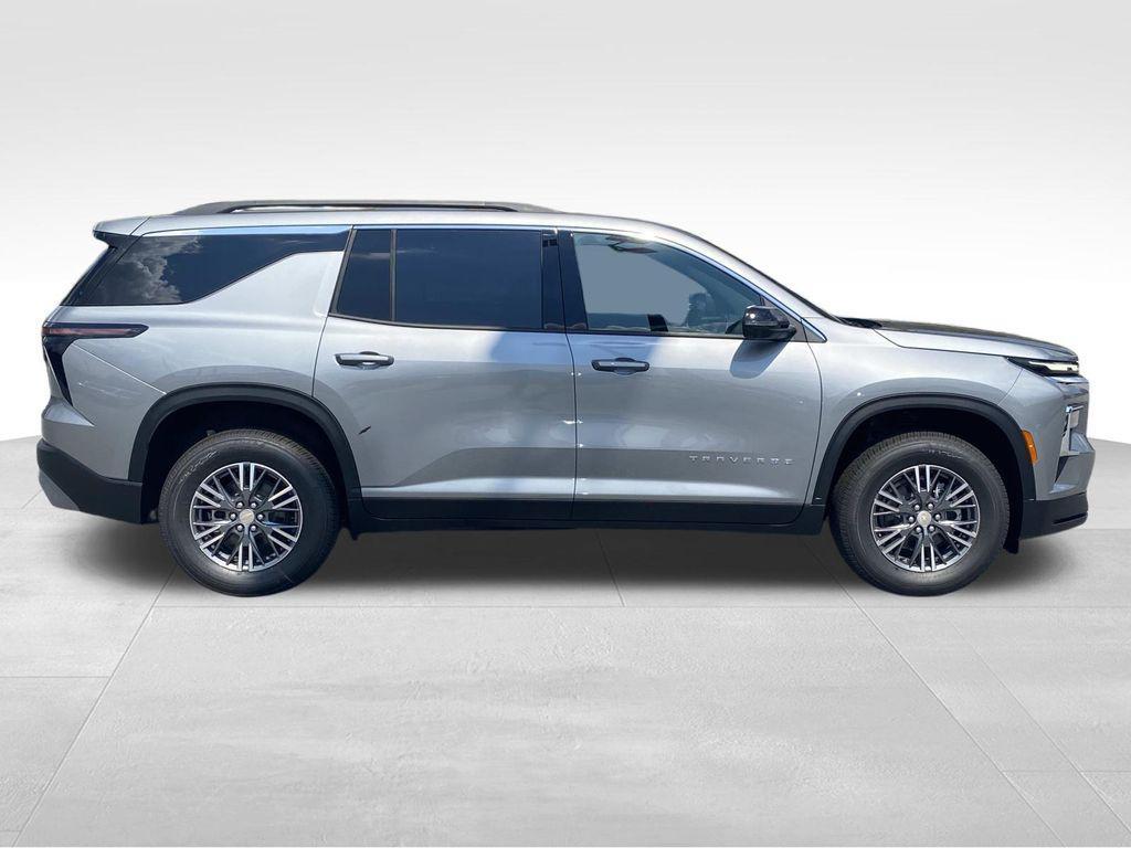 new 2026 Chevrolet Traverse car, priced at $40,139