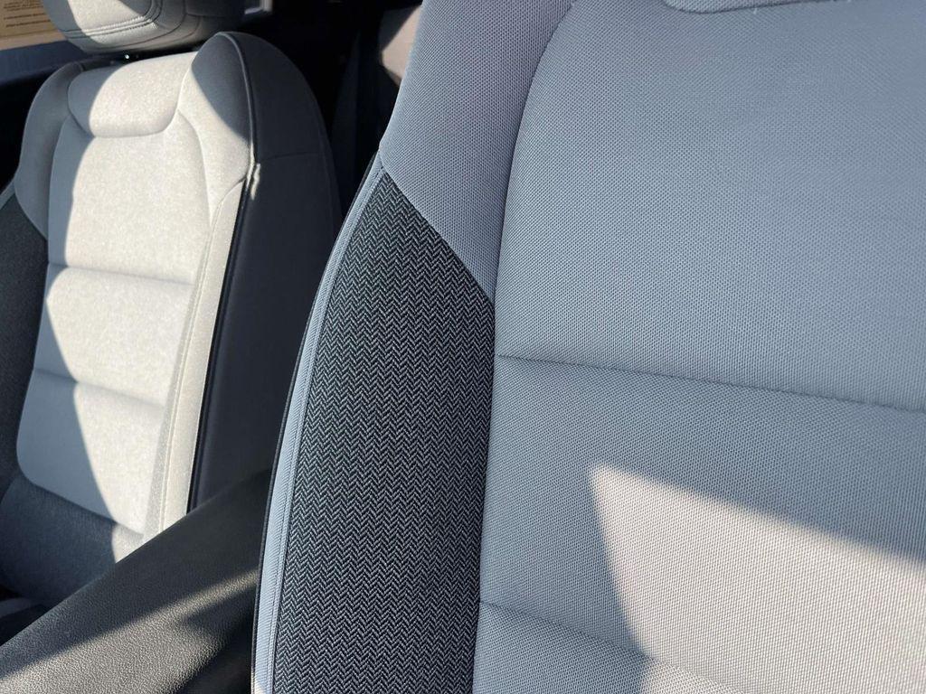 new 2025 Chevrolet TrailBlazer car, priced at $22,254
