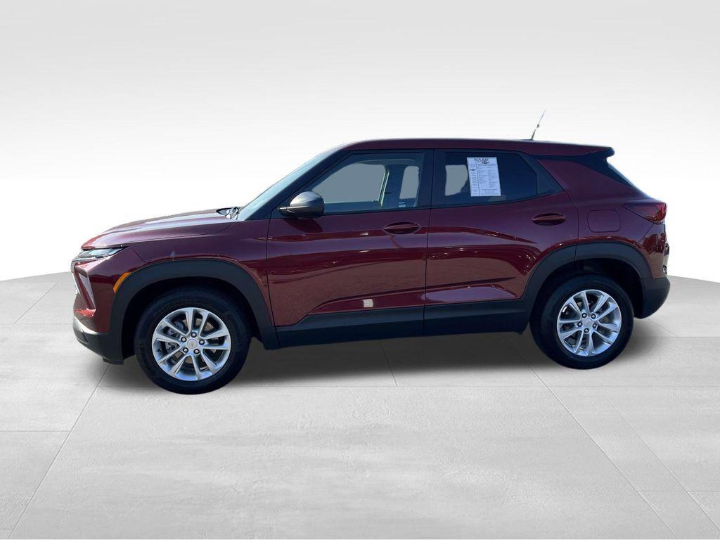 new 2025 Chevrolet TrailBlazer car, priced at $22,254