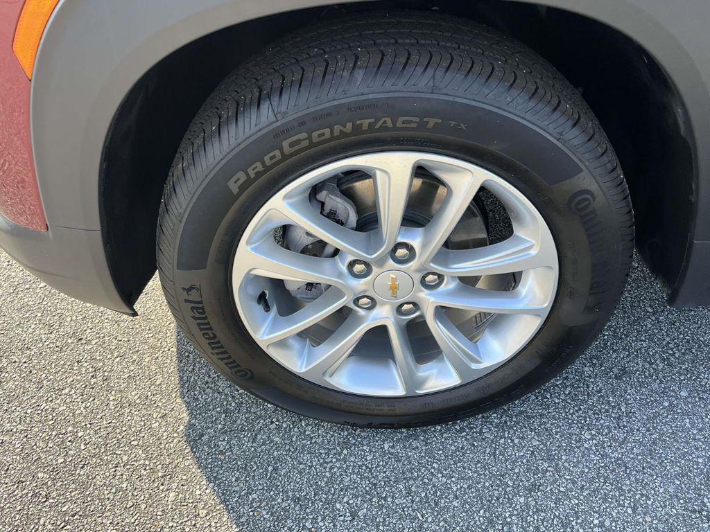 new 2025 Chevrolet TrailBlazer car, priced at $22,254