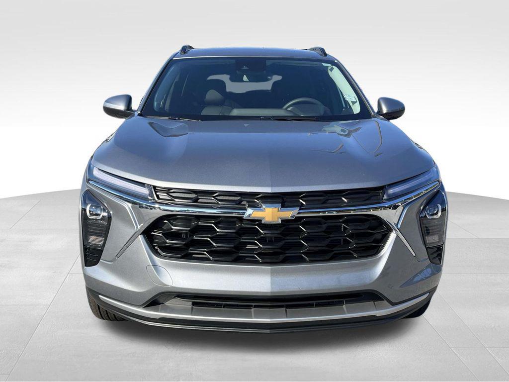new 2025 Chevrolet Trax car, priced at $22,770