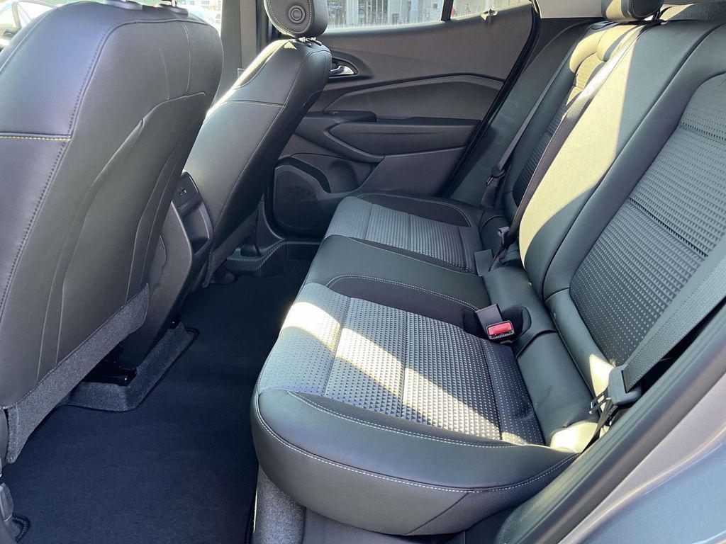 new 2025 Chevrolet Trax car, priced at $22,770