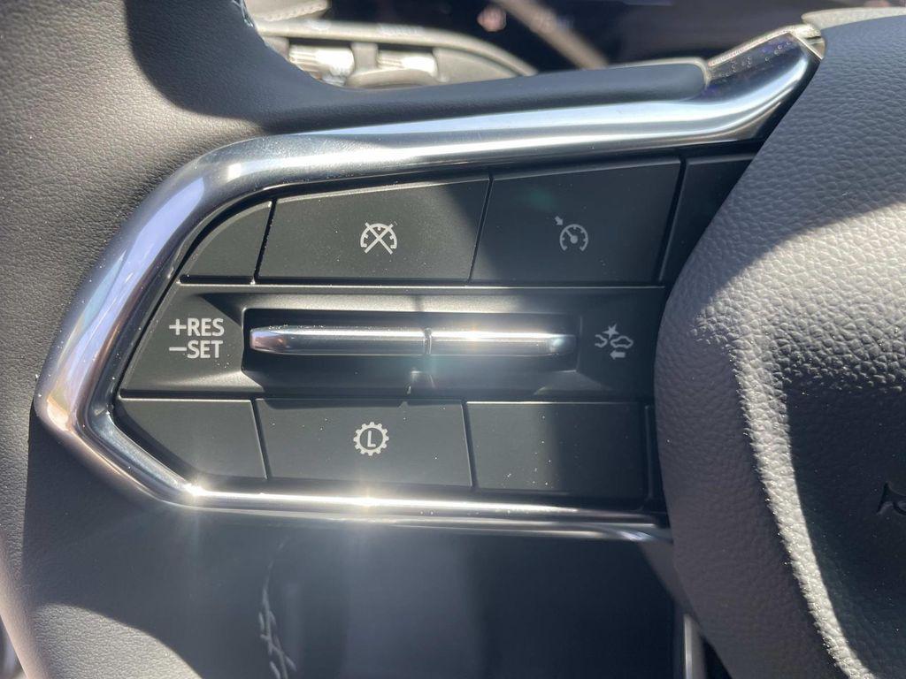 new 2025 Chevrolet Traverse car, priced at $41,395