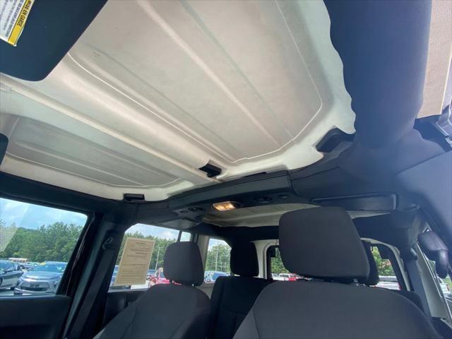 used 2015 Jeep Wrangler Unlimited car, priced at $12,090