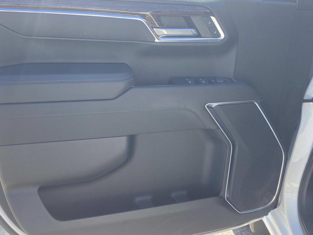 used 2022 GMC Sierra 1500 car, priced at $37,490