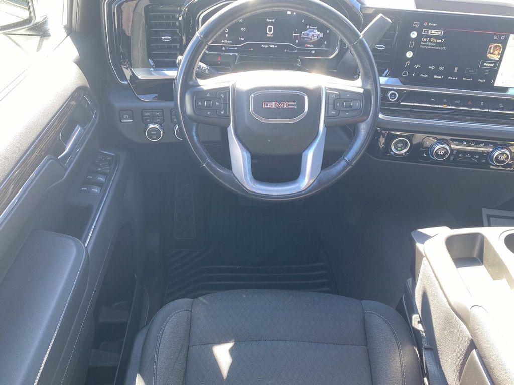 used 2022 GMC Sierra 1500 car, priced at $37,490