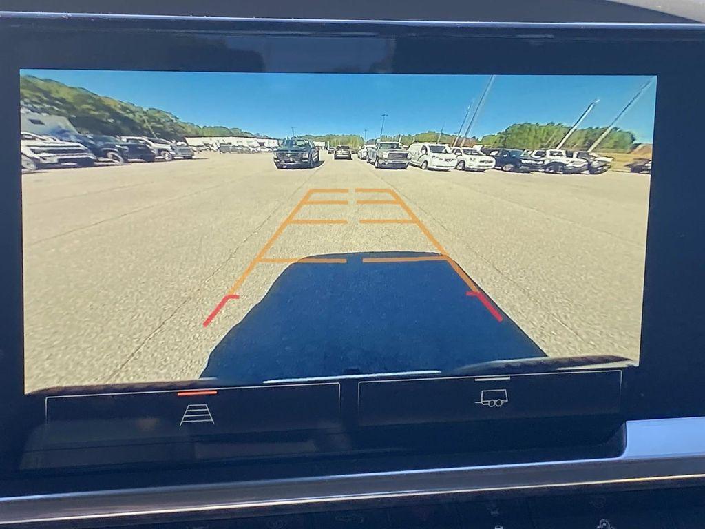 used 2022 GMC Sierra 1500 car, priced at $37,490