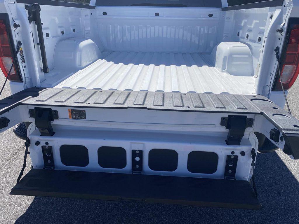 used 2022 GMC Sierra 1500 car, priced at $37,490