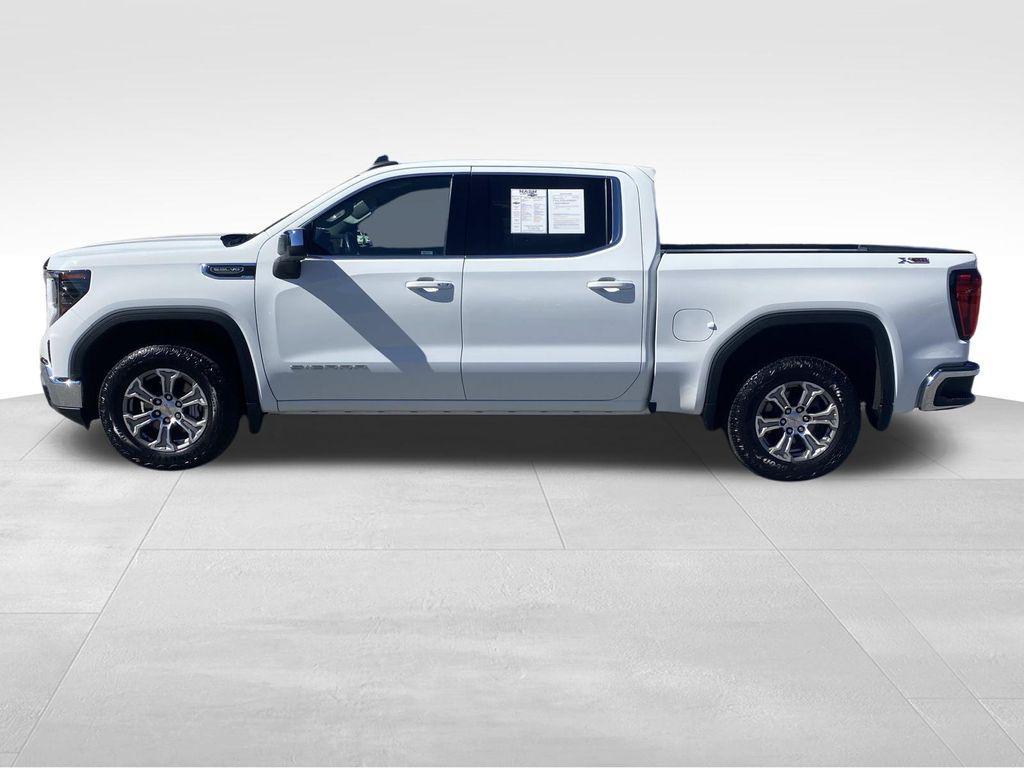 used 2022 GMC Sierra 1500 car, priced at $37,490