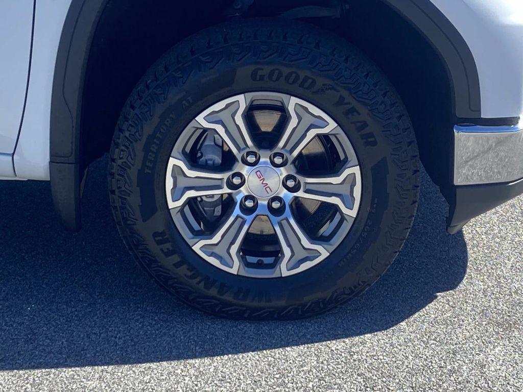 used 2022 GMC Sierra 1500 car, priced at $37,490