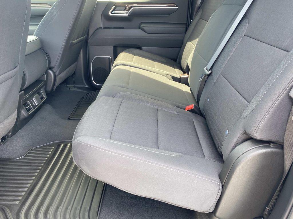 new 2025 Chevrolet Silverado 1500 car, priced at $38,912