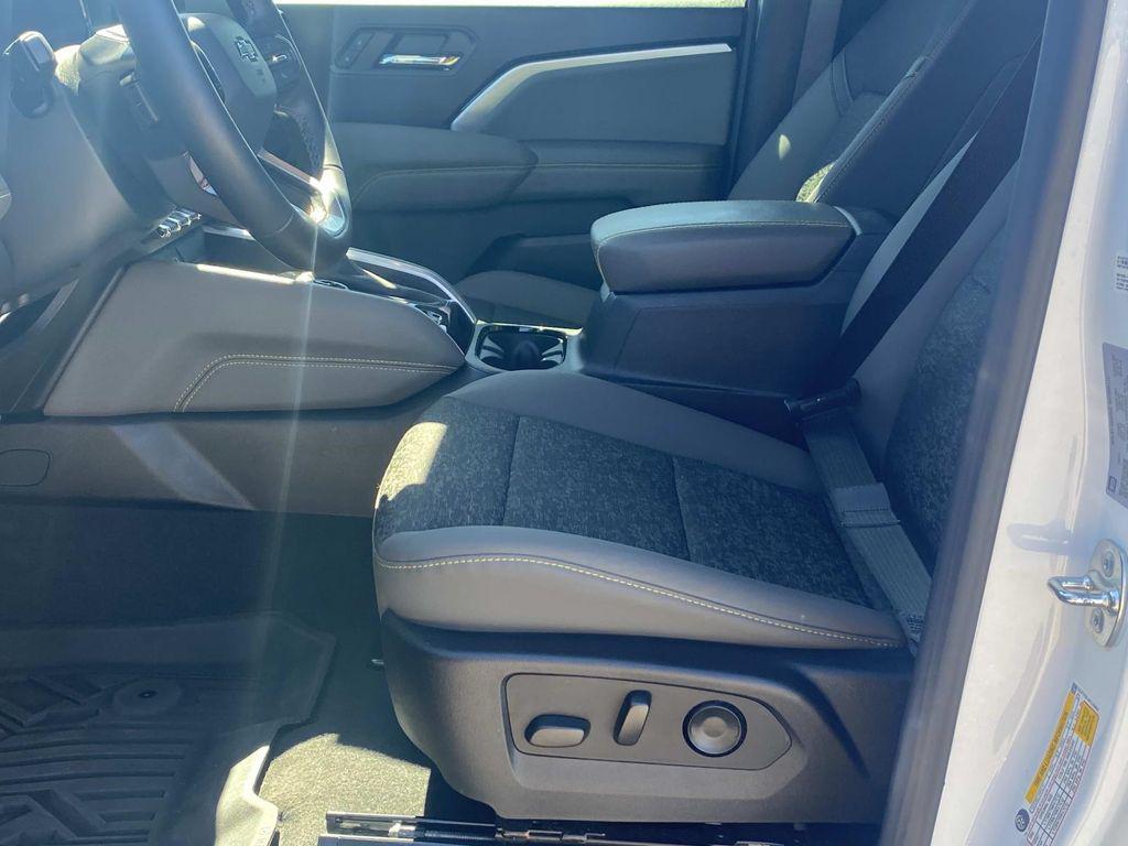 used 2024 Chevrolet Colorado car, priced at $43,990