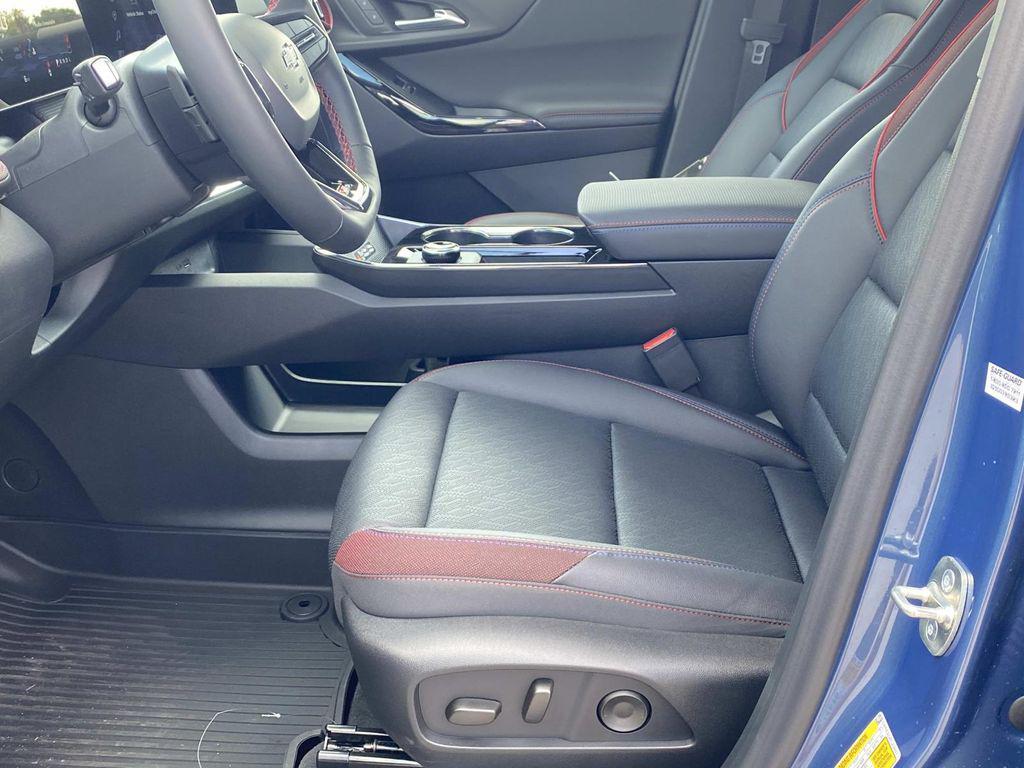 new 2026 Chevrolet Equinox car, priced at $33,530