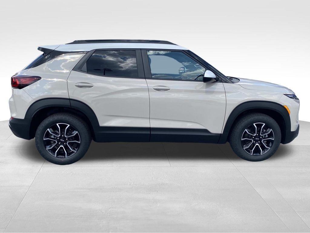 new 2026 Chevrolet TrailBlazer car, priced at $33,342