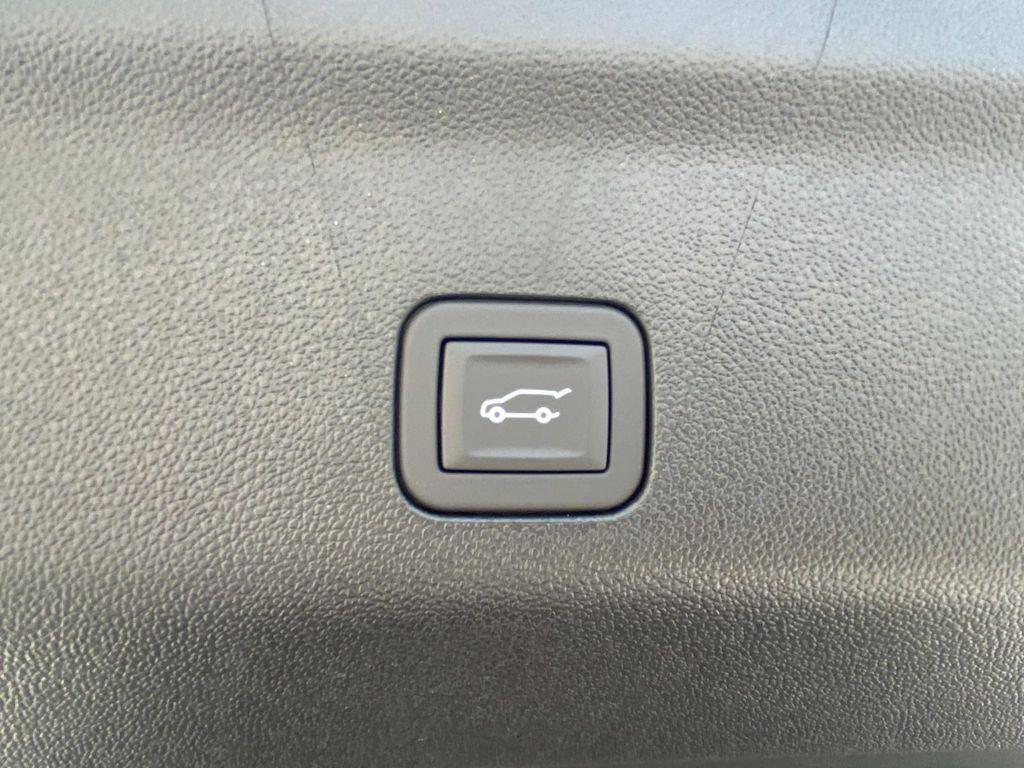 new 2025 Chevrolet Tahoe car, priced at $73,483