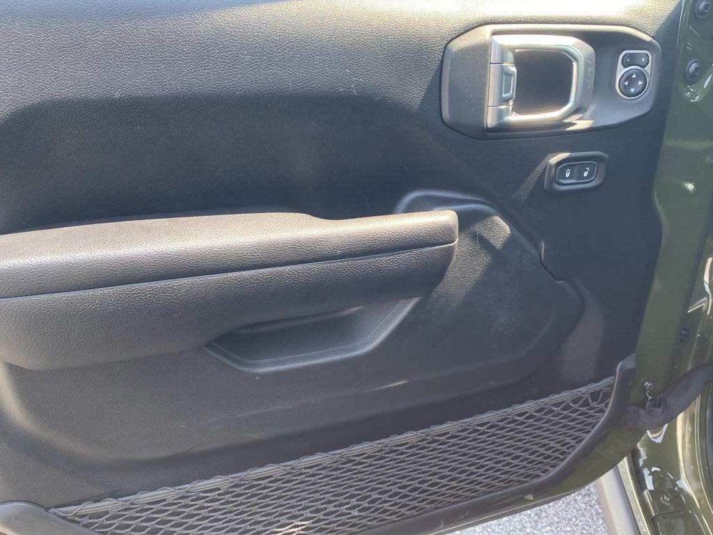 used 2021 Jeep Wrangler Unlimited car, priced at $27,290