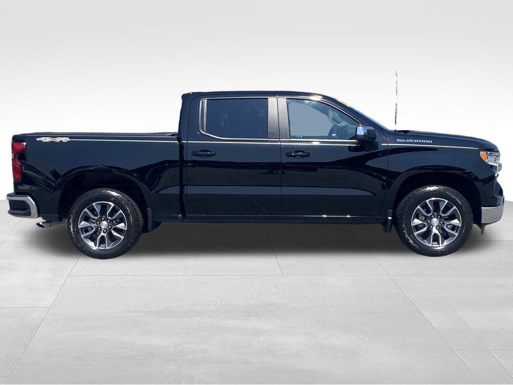 used 2022 Chevrolet Silverado 1500 car, priced at $33,390