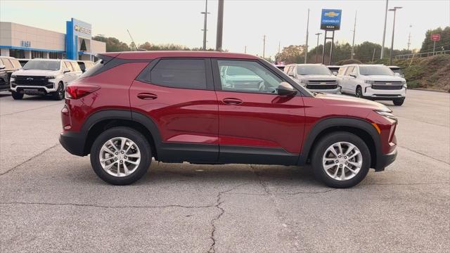 new 2025 Chevrolet TrailBlazer car, priced at $24,139