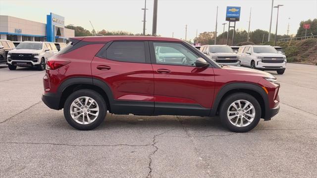 new 2025 Chevrolet TrailBlazer car, priced at $24,807