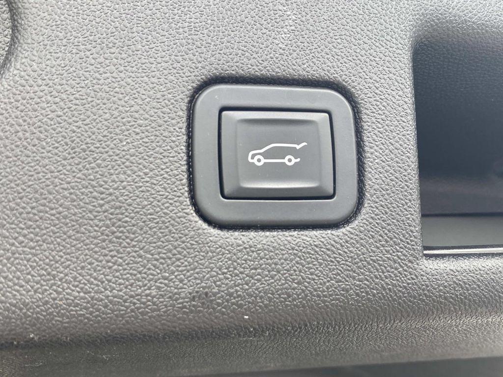 used 2018 Chevrolet Equinox car, priced at $16,490