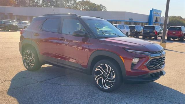 new 2025 Chevrolet TrailBlazer car, priced at $29,555