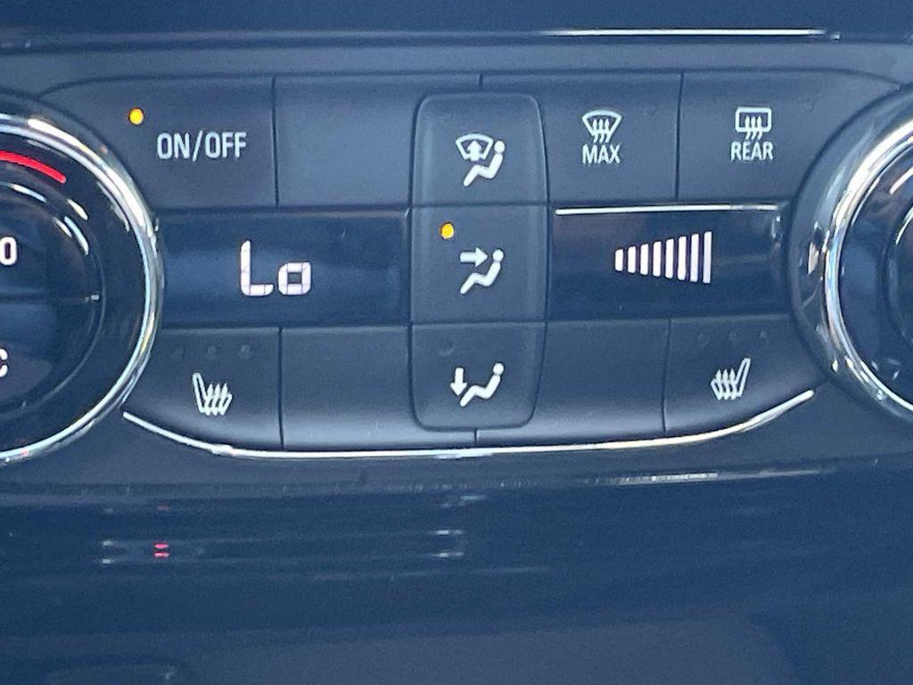 used 2025 Chevrolet Trax car, priced at $23,990