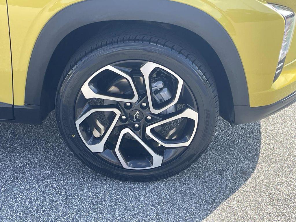 used 2025 Chevrolet Trax car, priced at $23,990