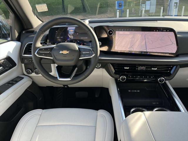 new 2025 Chevrolet Suburban car, priced at $75,643