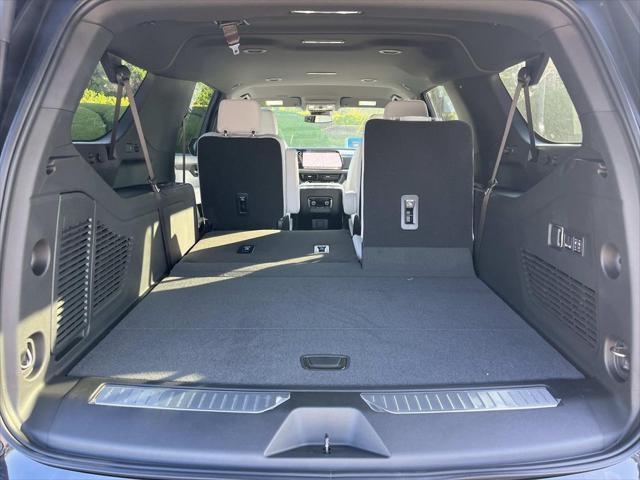 new 2025 Chevrolet Suburban car, priced at $75,643