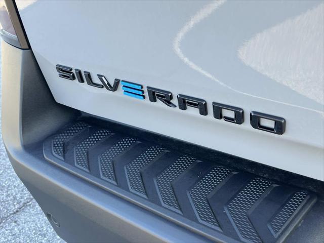 new 2025 Chevrolet Silverado EV car, priced at $70,400