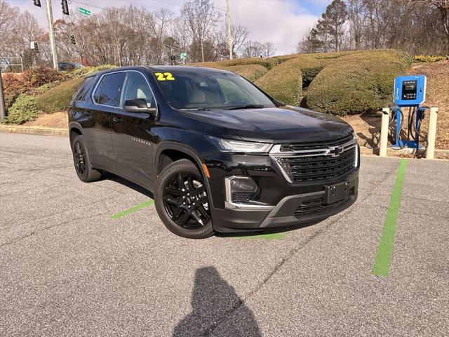 used 2022 Chevrolet Traverse car, priced at $26,490