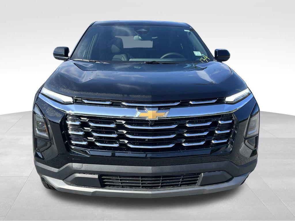 new 2026 Chevrolet Equinox car, priced at $30,443