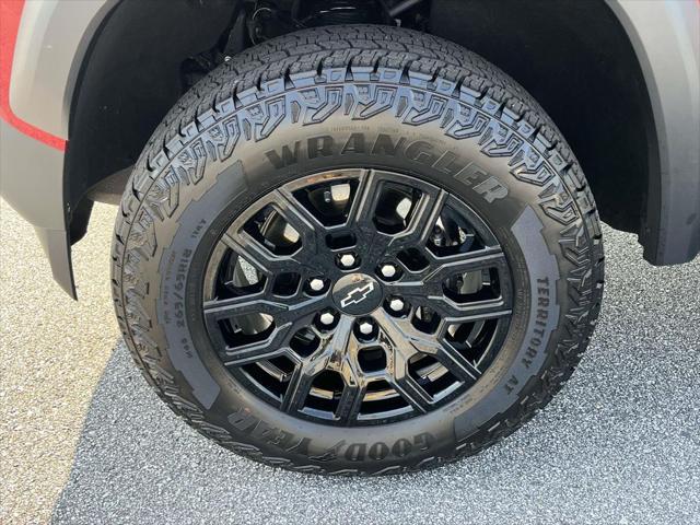 used 2024 Chevrolet Colorado car, priced at $39,990