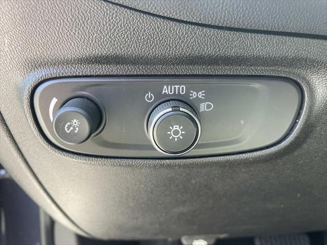 used 2018 Chevrolet Equinox car, priced at $13,090