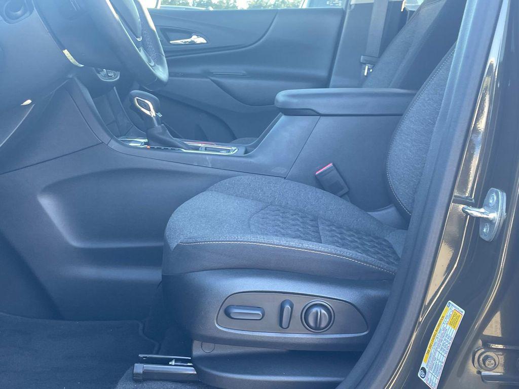 used 2023 Chevrolet Equinox car, priced at $22,290