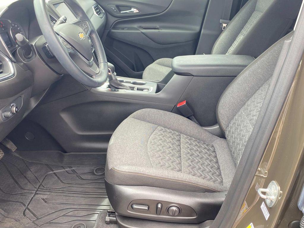 used 2023 Chevrolet Equinox car, priced at $23,990