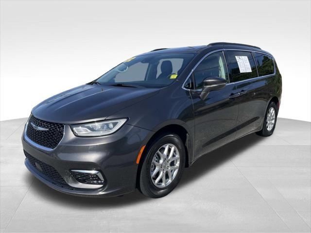 used 2022 Chrysler Pacifica car, priced at $20,290