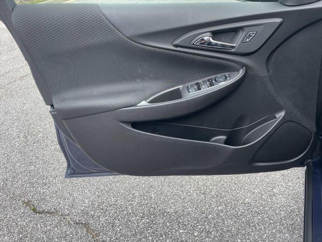 new 2025 Chevrolet Malibu car, priced at $25,883