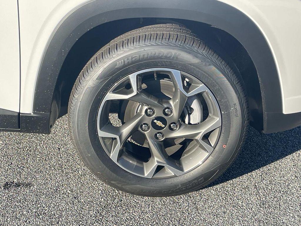 new 2026 Chevrolet Trax car, priced at $25,367